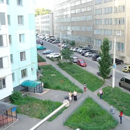 On Kompozitora Nischinskoho 16 Апартаменты *