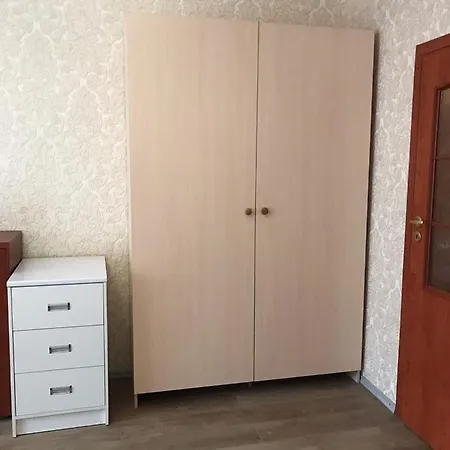 On Kompozitora Nischinskoho 16